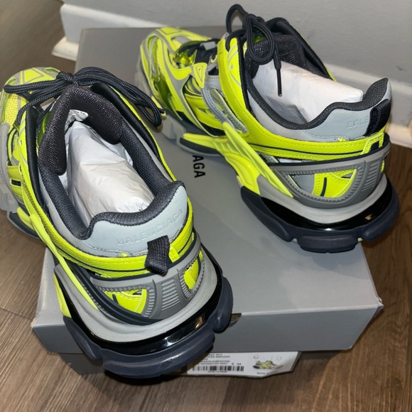 balenciaga - Picture 3 of 4